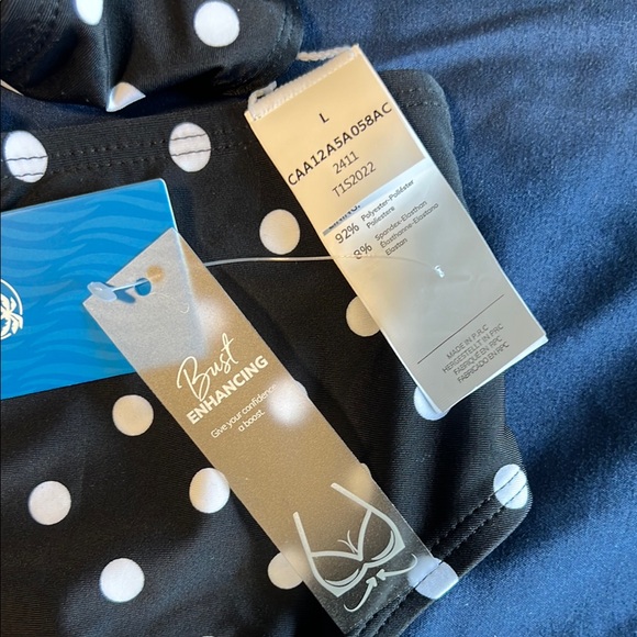 Cupshe Black and White Polka Dot Bikini - Picture 3 of 4